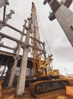 XCMG QUY150 2010 - 150 TON. SEMINOVO