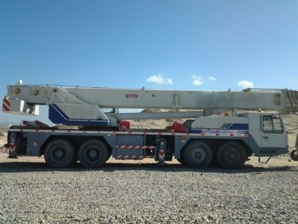 ZOOMLION QY70V 2009 E 2010 70 TON.