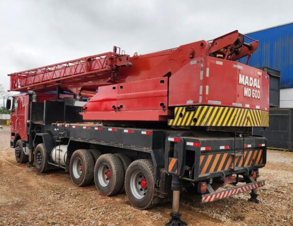 MADAL MD600 2003 60 TON. - INTERNATIONAL 9800 60E405 2002