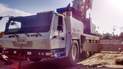 GROVE GMK5220 2011 220 ton. - excelente