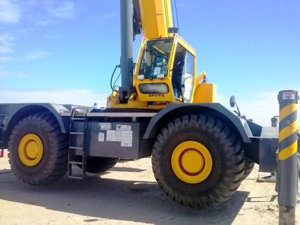 GROVE RT 890E - 2012 - 90 ton.