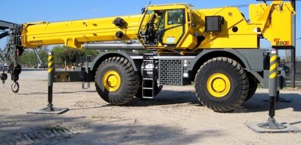 GROVE RT 890E - 2012 - 90 ton.