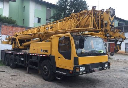 Vendo Guindaste XCXCMG QY30K5 2008 e 2007 - 30 TON.