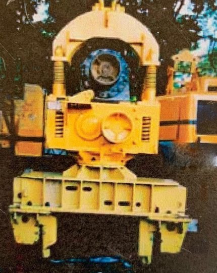 MARTELO BATE ESTACAS VIBRATÓRIO VM2-500E - TOMEN VIBRO ano 1987