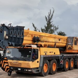 GROVE GMK6300 2009 - 300 TON.