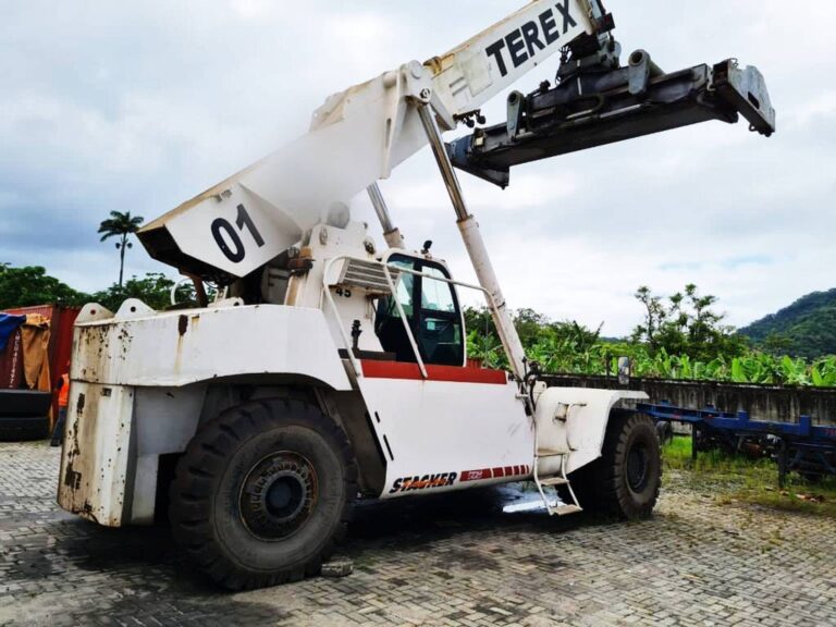 Tfc45 Reach Stacker Terex: Reach Stacker Occasion France – YUAM