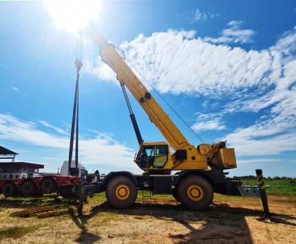 GROVE RT 890E – 2012 – 80 TON.