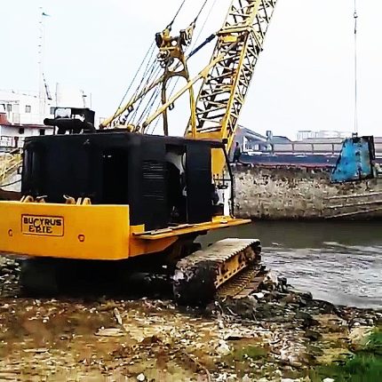 BUCYRUS ERIE 38-B SUPER 1983 60 TON.