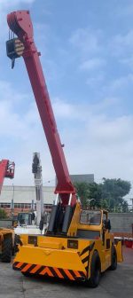 GROVE 1012 INDL. 1975 18 TON.