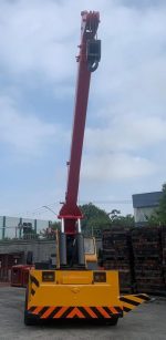 GROVE 1012 INDL. 1975 18 TON.