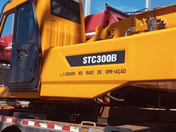 SANY STC300B 2013 30 TON.