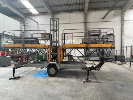PLATAFORMA MÓVEL ELEVATÓRIA ELECTROELSA EP3125 T 30 M - 1 TON.