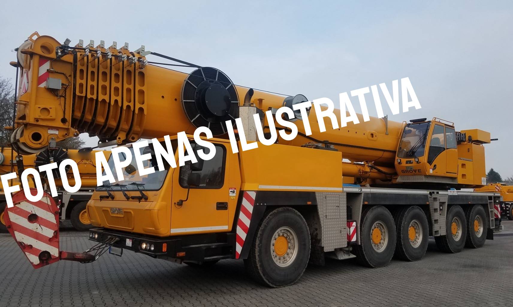 GROVE GMK5220 2008 220 TON.