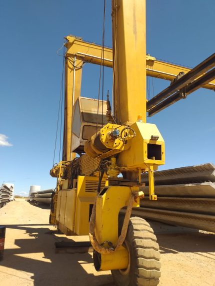 PÓRTICO SOBRE PNEUS CABEZZA 2015 55 TON.