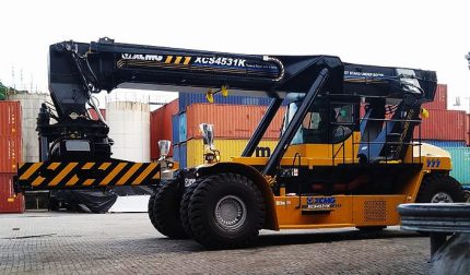 REACH STACKER XCMG XCS4531K 2022 - ZERO KM