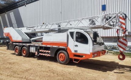 ZOOMLION QY30V 2008 30 TON.