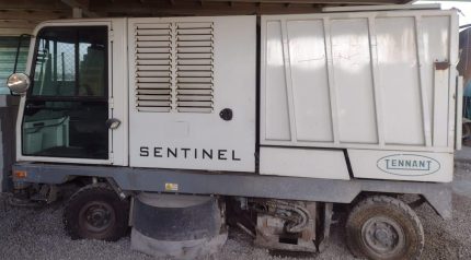 VARREDEIRA TENNANT SENTINEL 2014