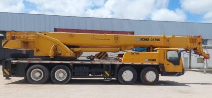 XCMG QY70K 2010 70 TON. - Revisada