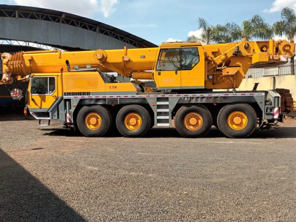 LIEBHERR LTM1080.1 2002 80 TON.