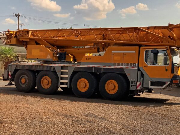 LIEBHERR LTM1080.1 2002 80 TON.