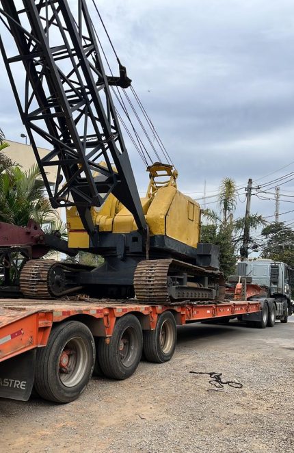 P&H 320 20 TON.