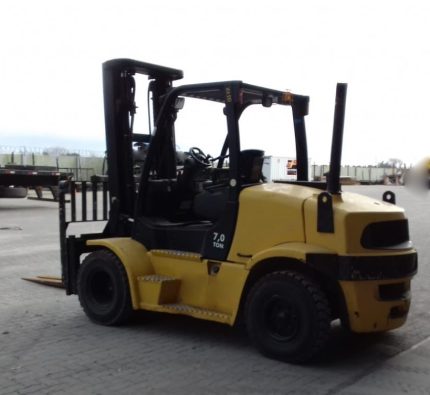 EMPILHADEIRA YALE 2013 7 TON.