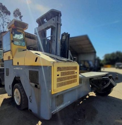 EMPILHADEIRA COMBILIFT C16000J 2015