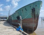 BARCO PARA ALTO MAR (SÓ O CASCO) 42 X 10 X 4 M