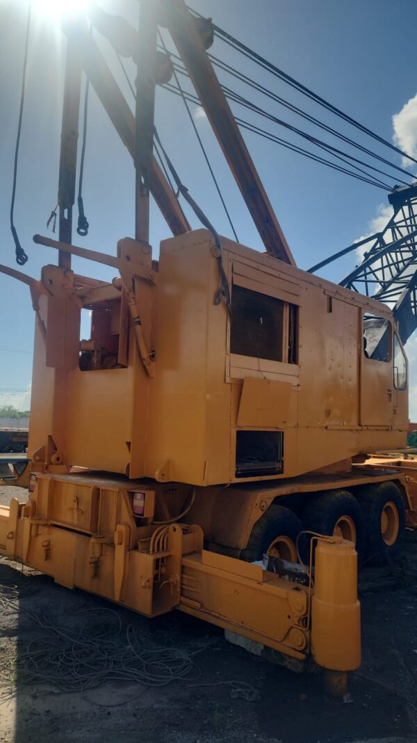 MANITOWOC 3900 140 TON.