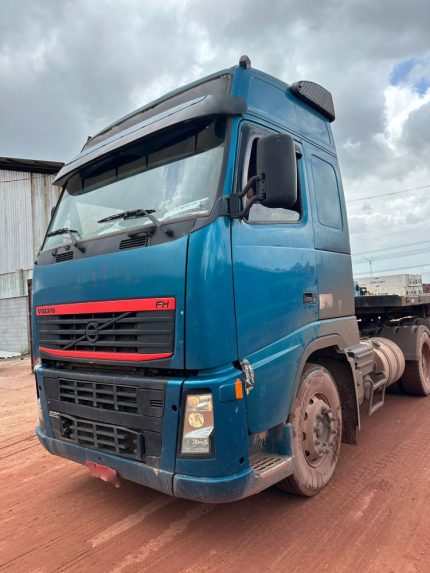 CAVALO MECÂNICO VOLVO FH520 6X2 2008