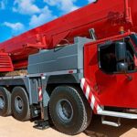 LIEBHERR LTM1220-5.1 2011 220 TON.
