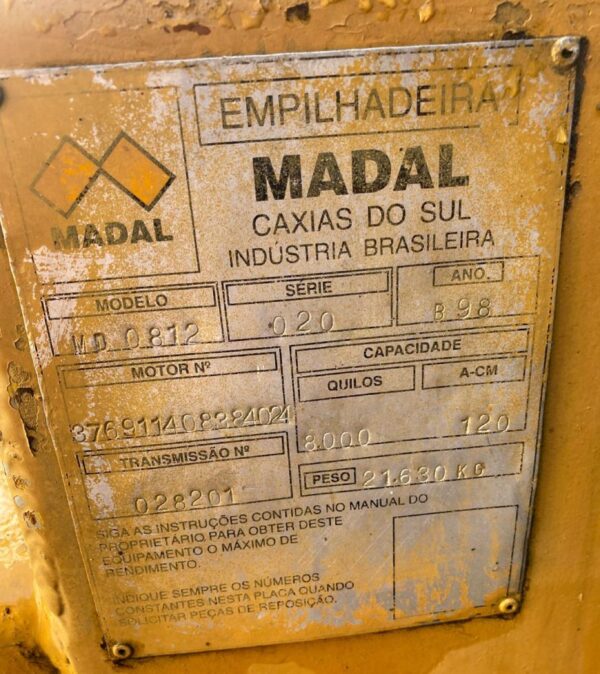EMPILHADEIRA MADAL COM ASA DELTA MD0812 1998 8 TON. - 4 DE ALTO (VAZIO)
