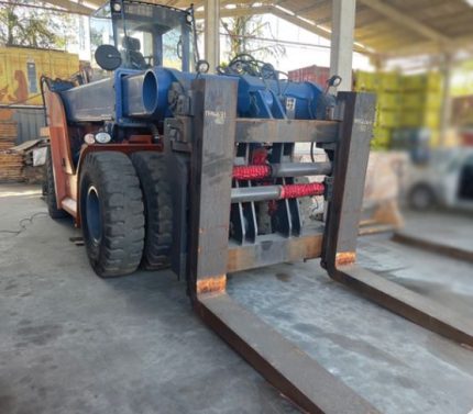 EMPILHADEIRA MECLIFT ML3018RC 2015 30 TON.