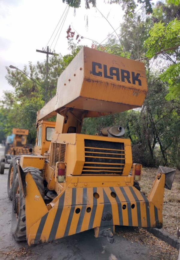 CLARK RT 13 TON.