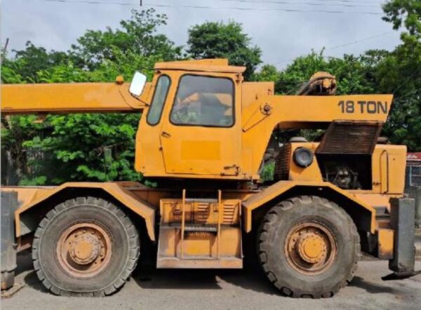 GROVE RT60S 18 TON.