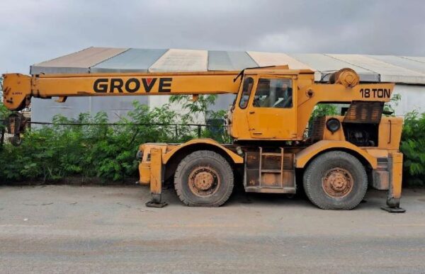 GROVE RT60S 18 TON.