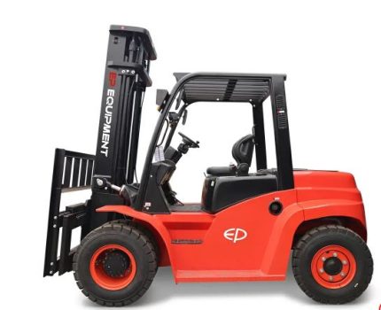 EMPILHADEIRA EP CPCD50T8 2018 5 TON.