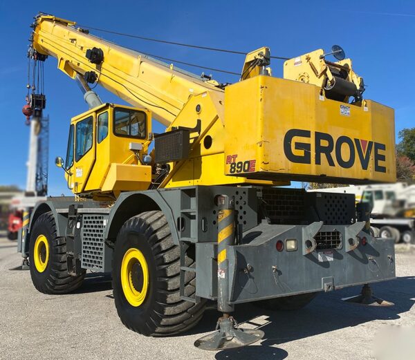 GROVE RT890E 2012 90 TON.