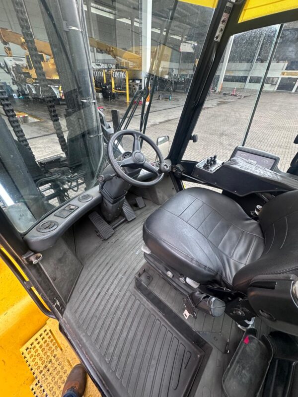 EMPILHADEIRA HYSTER H360 2002 16 TON.