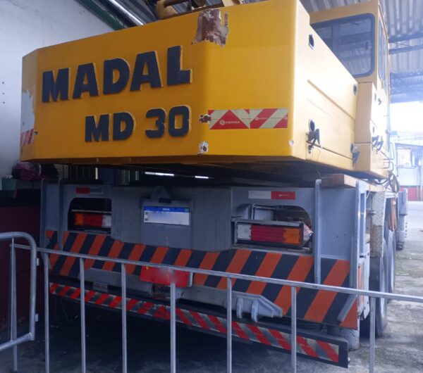 MADAL MD30 1997 30 TON. - VOLVO 320 1997