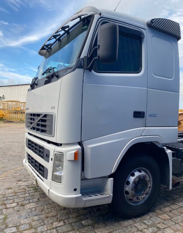 CAVALO MECÂNICO VOLVO FH400 6X4 2007