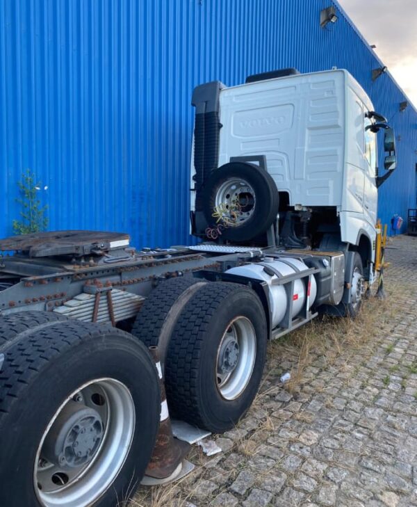 CAVALO MECÂNICO VOLVO FH540 6X4 2016