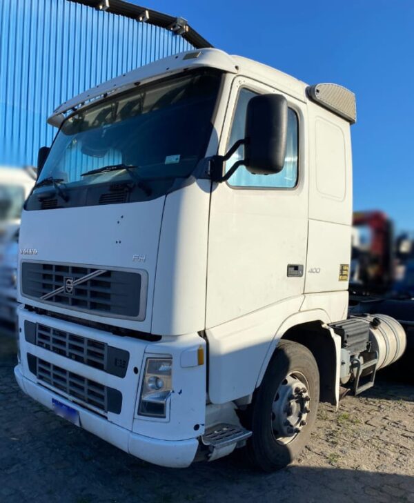 CAVALO MECÂNICO VOLVO FH400 2008/2009