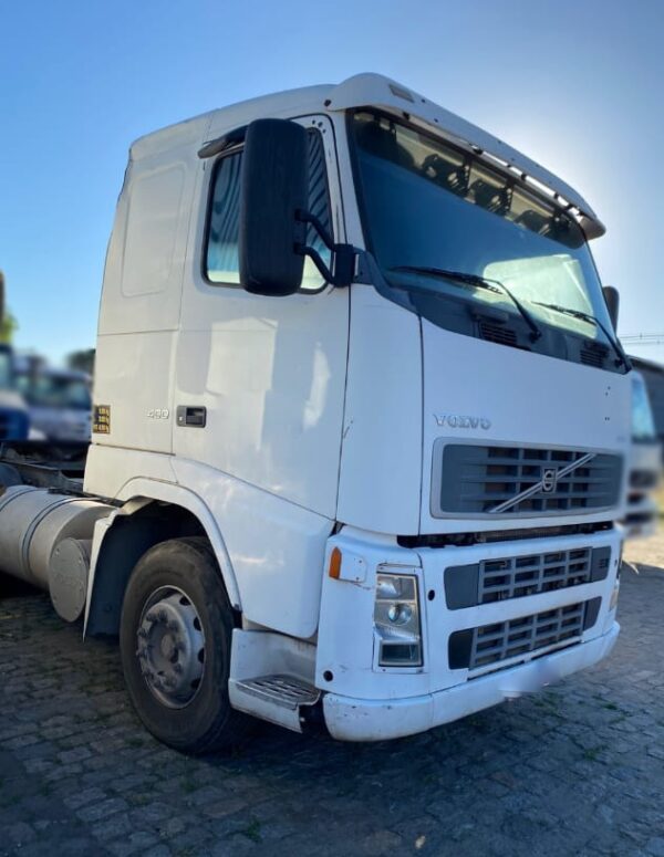 CAVALO MECÂNICO VOLVO FH400 2008/2009