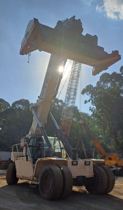 REACH STACKER TEREX TFC45 2004 45 TON. - 5 DE ALTO