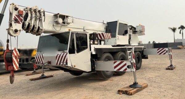 DEMAG AC155 1997 55 TON.