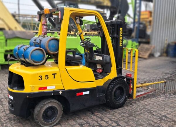 EMPILHADEIRA HYSTER H70FT 2014 3,5 TON.