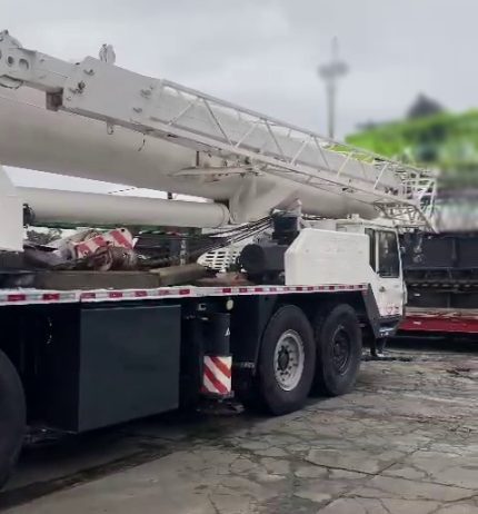 ZOOMLION ZMC85 2013 85 TON.