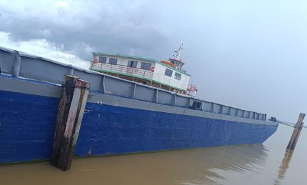 BALSA R-6 (54M X 12M X 2M) 1.150 TON.