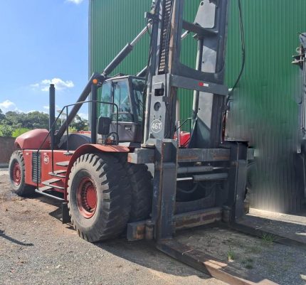 EMPILHADEIRA LINDE 2013 46 TON. – GARFO